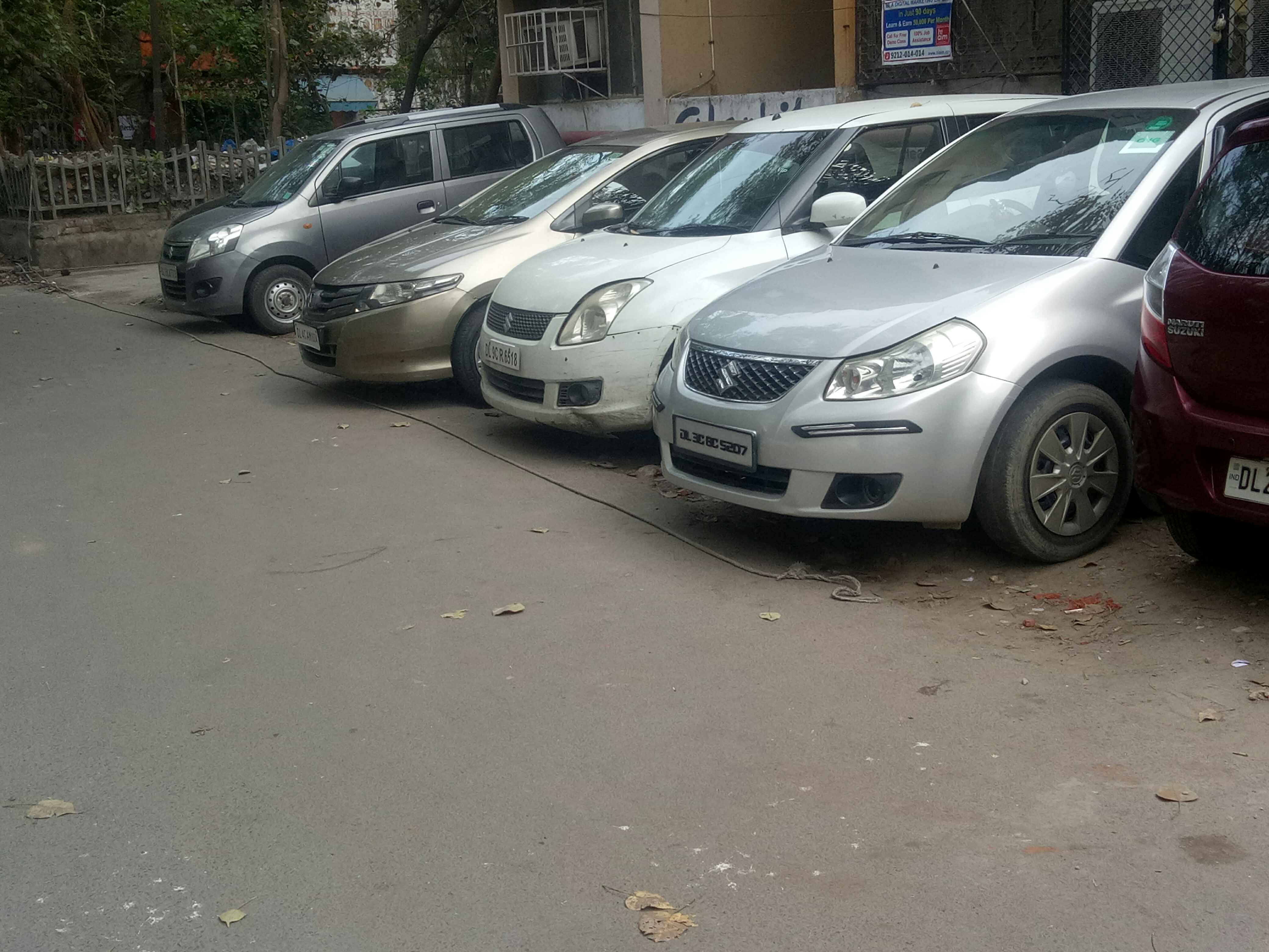Anarkali parking jhandewala point 2 In New Delhi